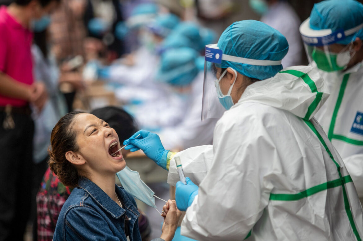 Hong Kong to Mass Test Whole City for Covid With Beijing’s Help